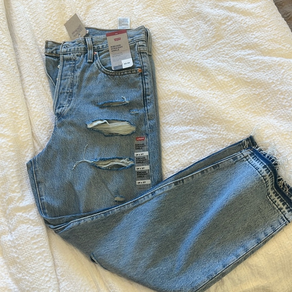 Levi’s ribcage straight ankle jeans